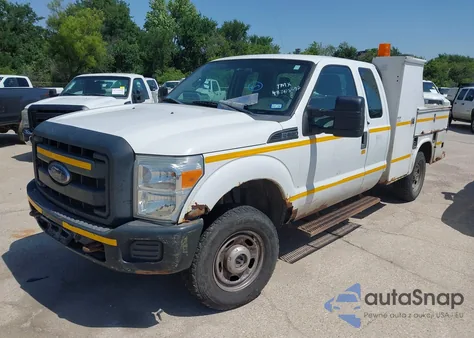 2013 Ford F-350 Xl z USA, uszkodzony, nr VIN 1FD7X3B68DEA41140